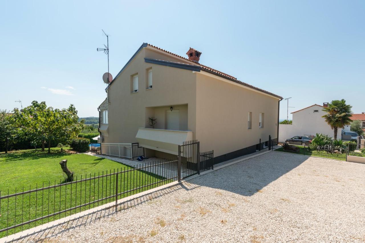 Apartman Dobrec Пореч Екстер'єр фото